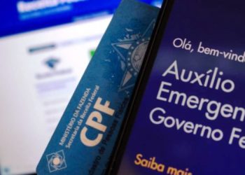 Bolsonaro prorroga Auxílio Emergencial por dois meses