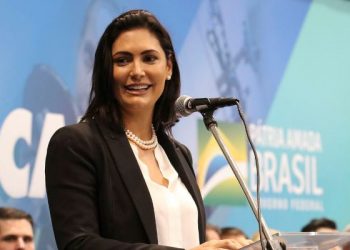 Primeira-dama testa positivo para covid-19