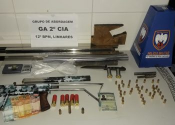 Polícia Militar desmantela esquema de fabricação de submetralhadoras caseiras em Linhares.
