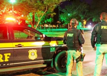 PRF recupera em menos de 24h dois veículos com restrição de Furto/Roubo em Linhares e na Serra