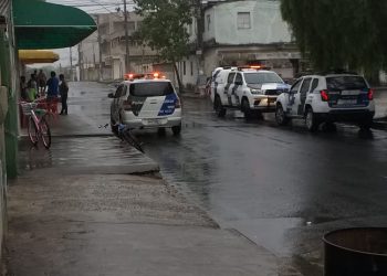 Ambulante é morta a tiros em um bar no bairro de Interlagos