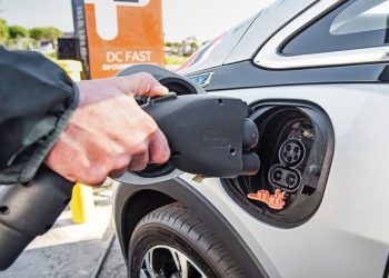 Parceria entre Unidas e EDP possibilitará aluguel de carros 100% elétricos