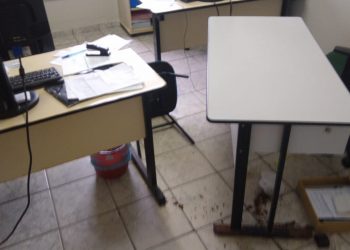 Homem invade posto de saúde em Linhares