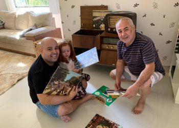 REPORTAGEM ESPECIAL – Paixão por vinil une três gerações