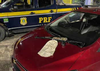 Veículo roubado em São Mateus é recuperado pela PRF em Linhares