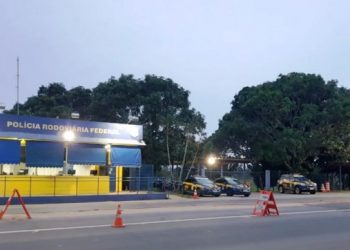 Advogado e mais 4 pessoas são presas pela PRF em Linhares