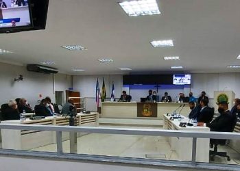 Vereadores rejeitam pedido de CPI no caso Valdir Maciel