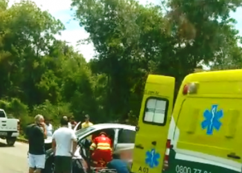 VÍDEO – Fiscal da Receita Estadual sai ferido em acidente na BR 101 em Linhares