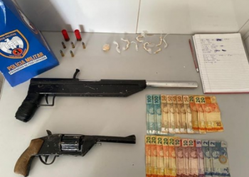 Abordagem policial termina em apreensões e prisão