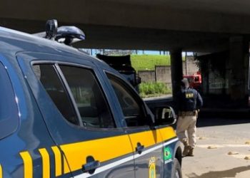 Homem com mandado de prisão em aberto expedido em Linhares é preso pela PRF