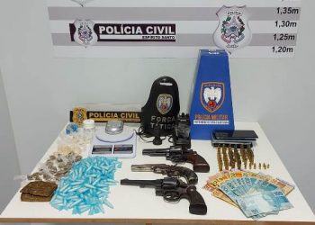 Ação conjunta das Polícias prende quatro suspeitos e apreende armas e drogas em Pinheiros