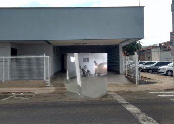 VÍDEO – Jovem baleado na cabeça, no interior de Linhares, não resiste e morre