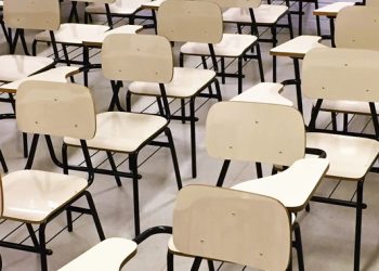 Governo do ES vai recorrer na Justiça contra decisão que libera aulas presenciais