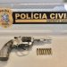 Homem armado tenta fugir, mas é preso pela Polícia Civil