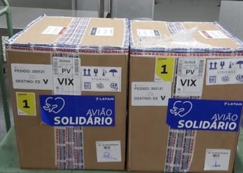 ES recebe primeiro lote com 10.530 doses de vacinas da Pfizer contra a Covid-19