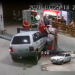 VÍDEO – Carro atinge frentista bate em bomba de combustível e condutor foge do local andando