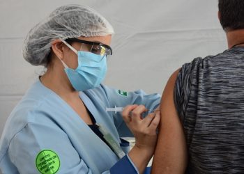 Reforço de vacina contra a Covid reativará memória imunológica de forma mais sustentada