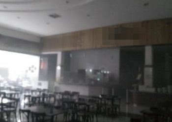 VÍDEO: FOGO EM FRITADEIRA – Hipermercado e restaurante são evacuados após Bombeiros apagarem as chamas