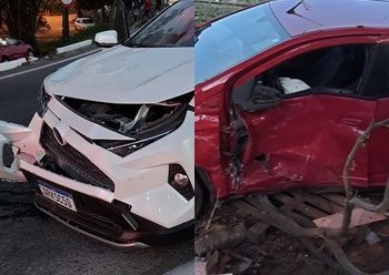 VÍDEOS – Colisão entre dois automóveis no trevo de Bebedouro. Um vai parar em uma pequena ribanceira