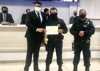 SETEMBRO AMARELO – Dupla da Guarda Civil Municipal é homenageada na Câmara após evitar suicídio