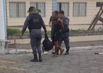 Homem leva surra e é preso por assediar sexualmente uma jovem no B. Araçá, em Linhares