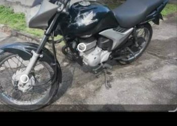 Pintor tem motocicleta furtada quando estava estacionada em Rua nos Três Barras