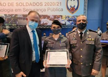 Governador anuncia mais 500 vagas para soldados em concurso da Polícia Militar