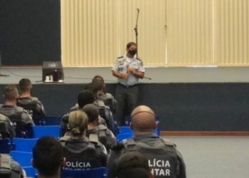 O 2º Comando de Polícia Ostensiva Regional recebe novos soldados. Tem efetivo para Linhares