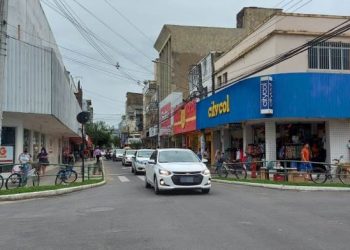 Veja horário de funcionamento do comércio lojista e supermercados para este último dia de 2021