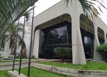 Em apenas um ano o ES abril mais de 18 mil empresas