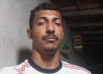 19 PERFURAÇÕES – Jovem de 22 anos é morto a tiros no Centro de Sooretama