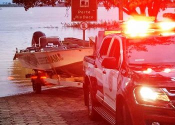 CHAMADO DE URGÊNCIA – Mulher passa mal em Povoação é socorrida de barco pelos Bombeiros