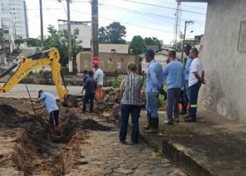 FALTA DE ÁGUA NO B. AVISO – Prefeitura diz que não tem previsão para o restabelecimento no abastecimento