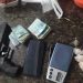 B. CANIVETE – Policia Militar apreende mais de 400 pedras de crack, maconha, simulacro, veículo e mais de 3 mil reais