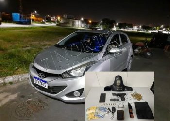 Policia Militar age rápido e recupera carro de aplicativo tomado durante assalto neste domingo