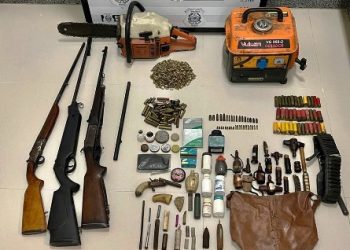 JAGUARÉ – Homem de 72 anos é preso suspeito de crime de receptação. A PC encontrou desde armas de fogo até motosserra, gerador e muito mais