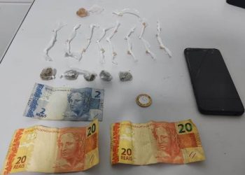 Abordagem da PM no bairro Shell acaba em prisão e apreensão de drogas