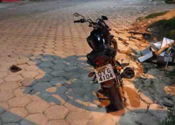 Polícia Militar recupera Moto furtada no B. Araçá e leva suspeito para Delegacia