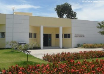 FUNDAÇÃO RENOVA – Projeto de Incentivo à Leitura vai distribuir 18 mil livros para biblioteca pública de Linhares e mias 31cidades