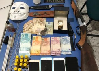 Polícia prende dois suspeitos de assalto a uma família em Sooretama