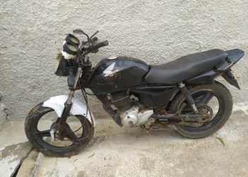 Após acidente motocicleta com restrições de furto/roubo é apreendida pala PM em Rio Bananal