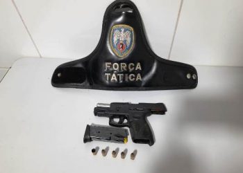 Desentendimento em casa de show de Linhares termina com uma pessoa conduzida para a delegacia e uma pistola apreendida