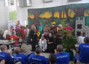 Unidade prisional de Linhares realiza peças teatrais em atividade educacional