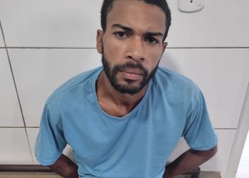 Homem que matou a própria esposa a facadas em Sooretama é preso