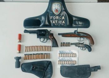 JACUPEMBA – Força Tática prende “Jabuti”. Com ele foram encontradas três armas de fogo e munições