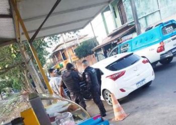 FOTO EXCLUSIVA – “Filipinho” um dos elementos mais procurado pela Polícia de Linhares é preso no Rio de Janeiro.