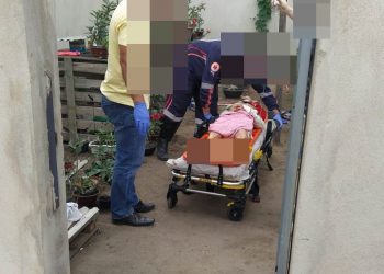 VÍDEO  – Suspeito de receptação de motores furtados de barcos, tenta tirar a própria vida para não ser preso. O estado de saúde dele é muito grave