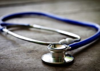 Hospital do Espírito Santo é condenado após impedir pai de entrar em sala de parto