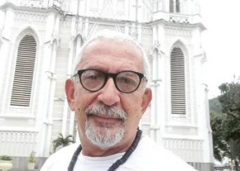 LUTO – Morre Claudio Lins, ativista cultural, ator, diretor, escritor e ex-secretário de Turismo de São Mateus.