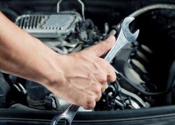 Casal que esperou conserto de carro por mais de 90 dias deve ser indenizado por seguradora e oficina